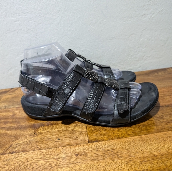 Vionic Shoes - Vionic Amber Black Sandal size‎ 7